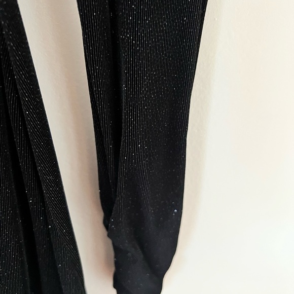 Black sparkly Guess long sleeve bodycon dress - Picture 4 of 7